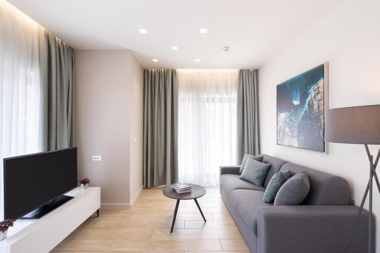Hestia - Ippokratous 35 Aparthotel Athén Kültér fotó